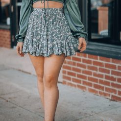 Southern Alternative Buttercup Ditsy Floral Short(Olive)