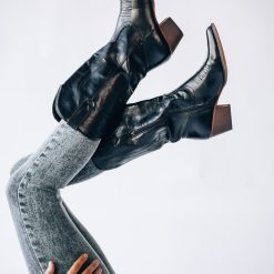 Southern Alternative In The Wild Cowboy Boots (Black)