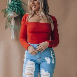 Southern Alternative Headling Knit Long Sleeve Top (Red)