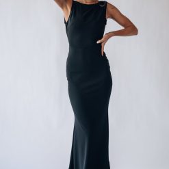 Southern Alternative Follow Your Heart Gown (Black)